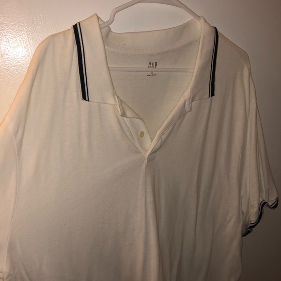 GAP t shirt polo by - Picture 3 of 4